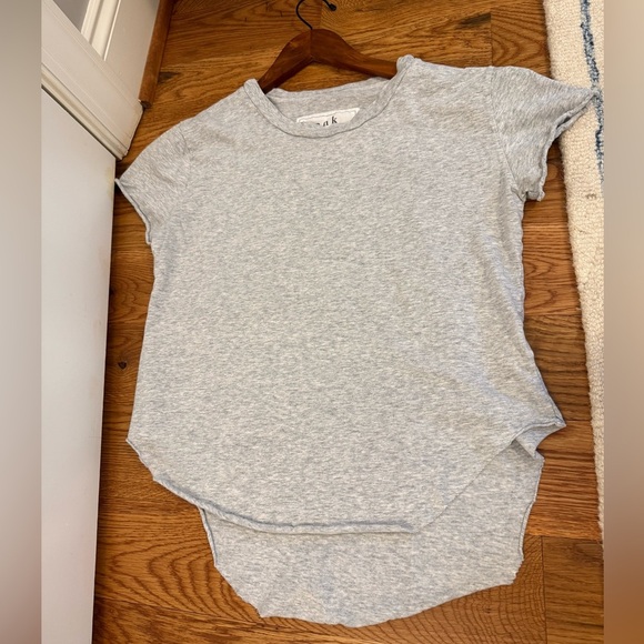 Frank & Eileen Tops - Frank & Eileen Theo Perfect Tee Shirt Grey Distressed Size Small